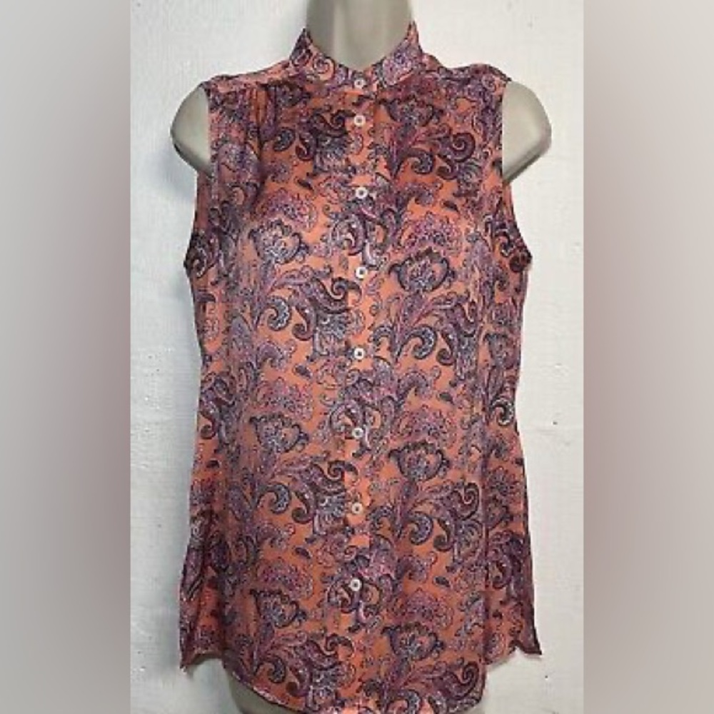 Brooks Brothers Sleeveless Button Down
Coral Paisley Blouse. Size 2